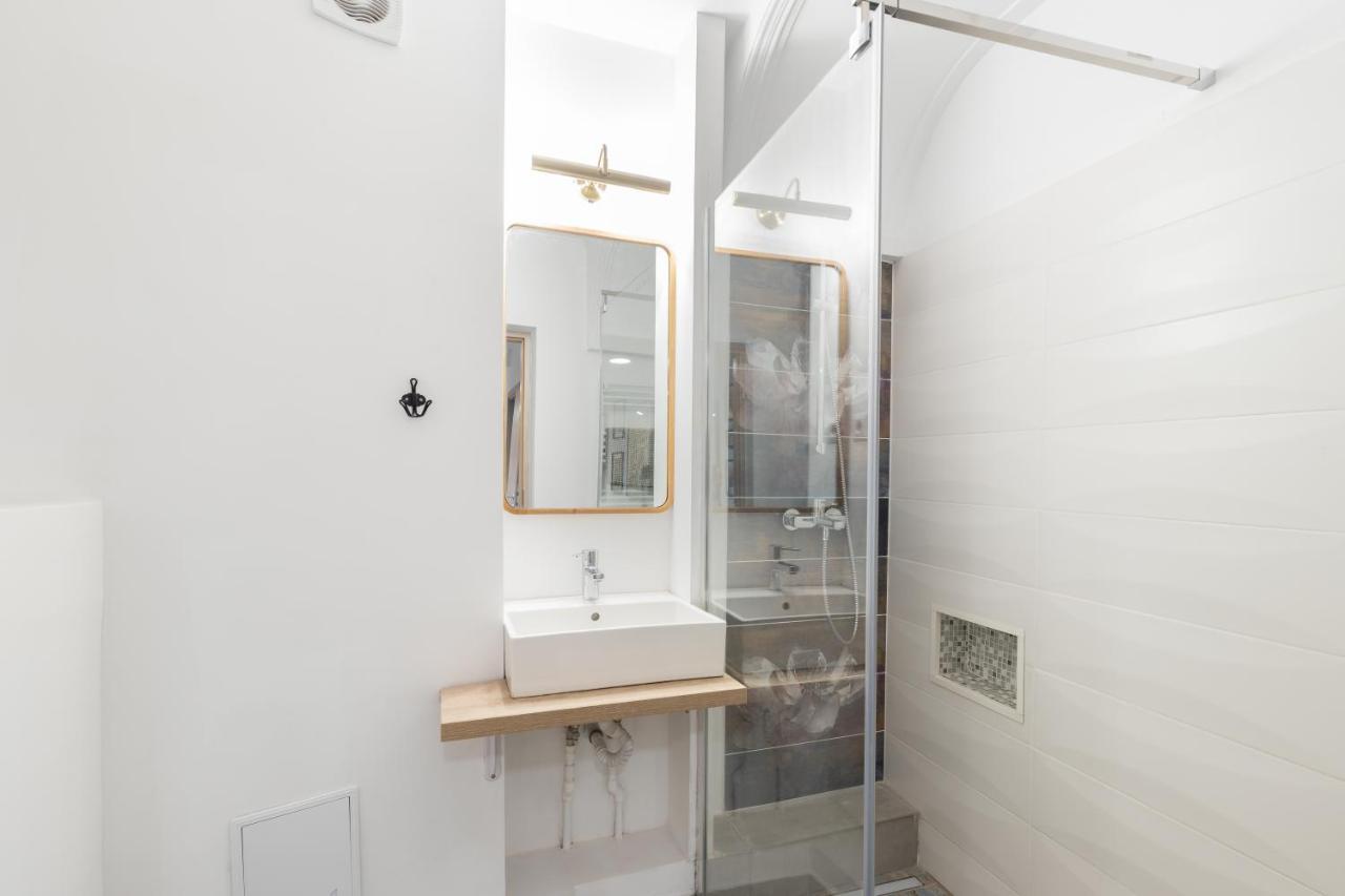 Historical Center 1 By Citylife Suites Bucureşti Ngoại thất bức ảnh